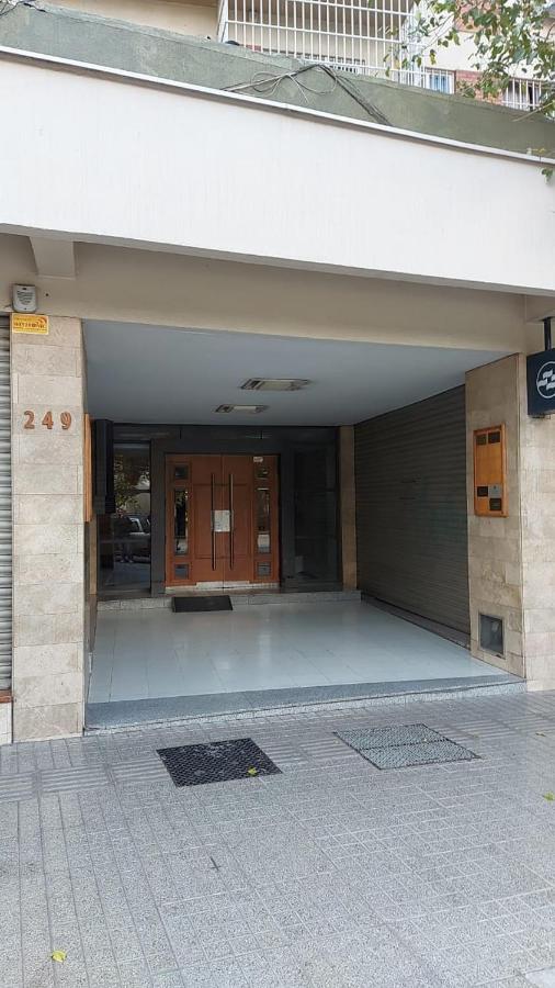 Departamento Con Cochera Muy Bien Ubicado En Ciudad Мендоса Экстерьер фото